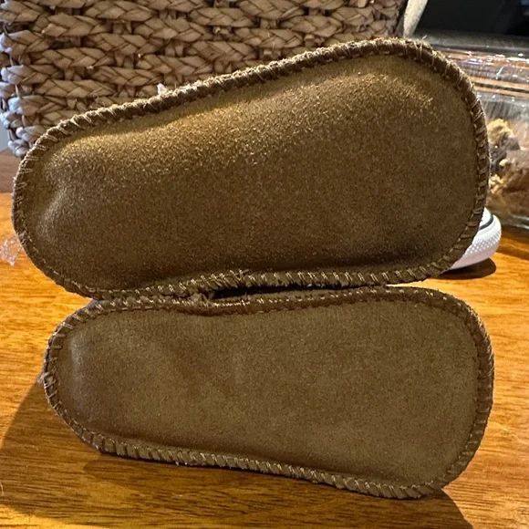 UGG Tan Baby Booties with White Lining - Picture 3 of 3